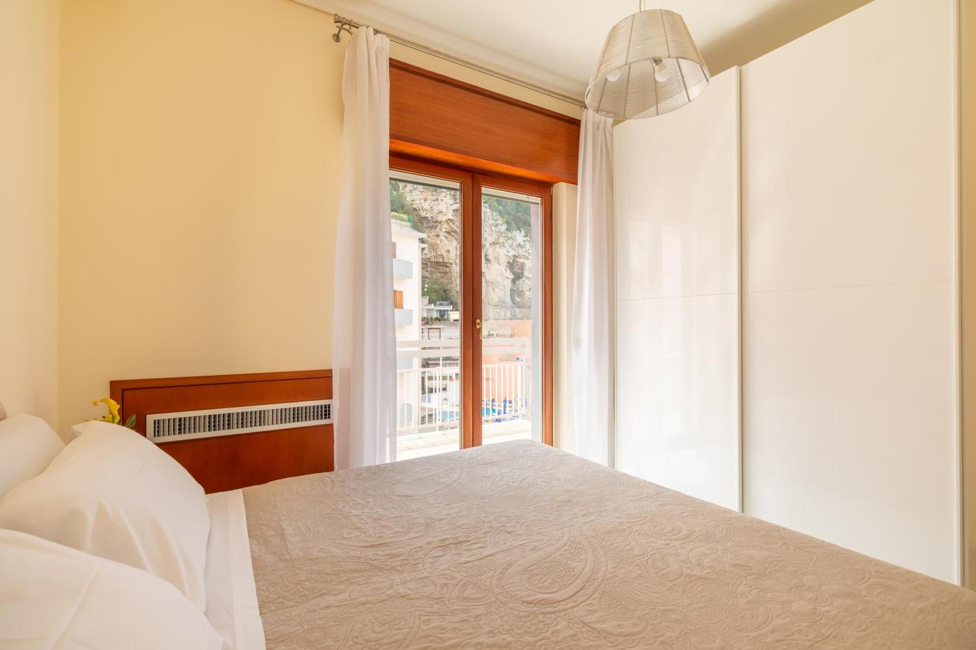 Yourhome - Domus Apartment *